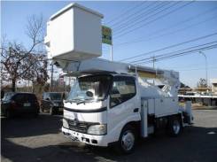 Toyota Dyna, 2006 во Владивостоке Toyota Dyna. Hino Dutro, 4 000 куб. см., 17,00 м. Под заказ