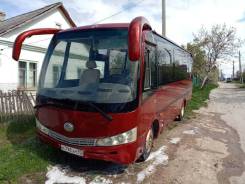 Yutong ZK6737D, 2008 в Анапе Yutong ZK6737D. 2008г., 24 места