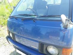 Nissan Vanette, 1992 в Уссурийске Nissan Vanette. Продам отличный грузовик, 2 000 куб. см., 1 500 кг., 4x2