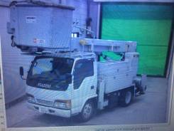 Isuzu, 1996 в Хабаровске Isuzu. Продается автовышка isuzu, 4 300 куб. см., 16,00 м. Под заказ