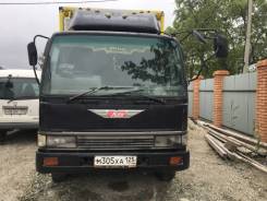 Hino Ranger, 1993 в Уссурийске Hino Ranger. Продаётся грузовик , 6 728 куб. см., 4 440 кг., 4x2