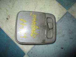 Плафон потолочный Nissan Primera 1996 в Барнауле Плафон потолочный Nissan Primera 1996