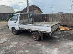 Toyota Town Ace, 1990 в Черногорске Toyota Town Ace. Продаётся грузовик Toyota town ace, 1 300 куб. см., 1 000 кг., 4x2