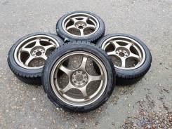 Зимние колёса 195/50R16 Yokahama в Уссурийске Зимние колёса 195/50R16 Yokahama. 7.0x16" 4x100.00 ET35 ЦО 73,1 мм.