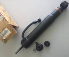 Амортизатор задний (TEMS) Toyota LAND Cruiser Prado/Lexus (02-09г. ) в Барнауле Амортизатор. Toyota Land Cruiser Prado, GRJ120, GRJ121, KDJ120, KDJ121, KZJ120, VZJ121, TRJ120W, RZJ120W, VZJ121W, TRJ120, GRJ125W, KDJ120W, GRJ121W...