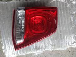 Стоп вставка левая Toyota land cruiser 200. 2007-2012 в Новосибирске Стоп-сигнал. Toyota Land Cruiser, GRJ200, URJ200, URJ202, UZJ200, VDJ200, URJ202W, UZJ200W 1GRFE, 1URFE, 1VDFTV, 2UZFE, 3URFE