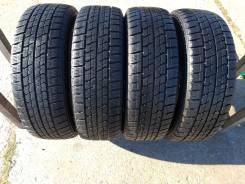 Goodyear Ice Navi Zea II, 215 60R17 в Хабаровске Goodyear Ice Navi Zea II. Зимние, без шипов, 2012 год, 10 %
