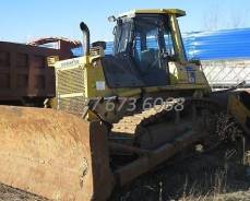 Komatsu D63E, 2011 в Москве Komatsu D63E. Kamatsu D-63, 8 270 куб. см., 18 500 кг.