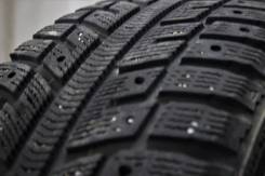 Kumho I'Zen KW22, 215/55 R17 в Новосибирске Kumho I'Zen KW22. Зимние, шипованные, 2013 год, 40 %