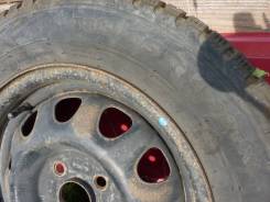 Продам шины nokian nordman 5 185/65 r14 на штамповке. износ 20% в Новосибирске Продам шины nokian nordman 5 185/65 r14 на штамповке. износ 20%. x14" 4x100.00