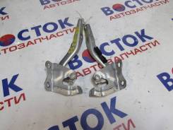 Кронштейн капота Toyota Corolla ZRE151L, левый в Красноярске Кронштейн капота TOYOTA COROLLA ZRE151L