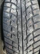 Kumho I'Zen RV Stud KC16, 235/65R17 в Новосибирске Kumho I'Zen RV Stud KC16. Зимние, шипованные, 2015 год, 20 %