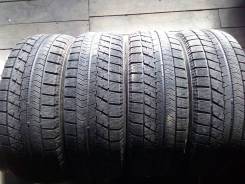 Bridgestone Blizzak VRX, 215/65 R15 в Находке Bridgestone Blizzak VRX. Зимние, без шипов, 2015 год, 30 %