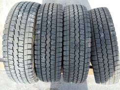Dunlop Winter Maxx SV01, 165R13LT в Красноярске Dunlop Winter Maxx SV01. Зимние, без шипов, 2016 год, 5 %