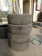 Bridgestone Ice Cruiser 7000, 215/60R16 в Новосибирске Bridgestone Ice Cruiser 7000. Зимние, под шипы, 50 %