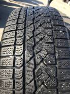 Kumho I'Zen RV, 265/60 R18 в Находке Kumho I'Zen RV KC15. Зимние, без шипов, 2015 год, 30 %