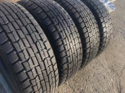 Goodyear Ice Navi Zea II, 185 65 R15 во Владивостоке Goodyear Ice Navi Zea II. Зимние, без шипов, 2012 год, 10 %