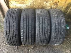 Bridgestone Blizzak Revo1, 215/65/16 в Чите Bridgestone Blizzak Revo1. Зимние, без шипов, 2006 год, 10 %
