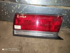 Фонарь задний правый в крышку багажника Nissan R'Nessa N30 48-01