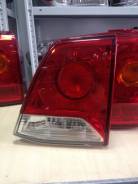  (R)  Toyota Land Cruiser 200 ()