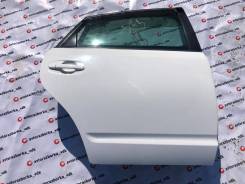 Дверь правая задняя цвет белый 040 Toyota Prius NHW20