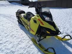 BRP Ski-Doo Summit X163 800R, 2015 