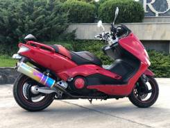 Yamaha Tmax, 2001 