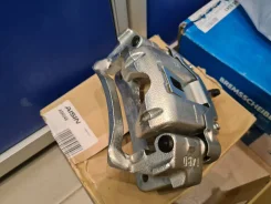������� ������ Aisin Advics A5L046 A5R046 ����