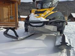 BRP Ski-Doo Skandic SWT, 2012 