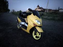 Yamaha Tmax, 2004 