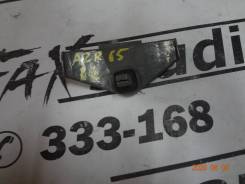   Toyota Voxy 52158-28010,   