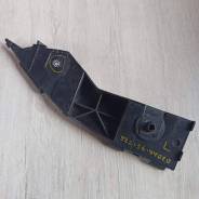   Toyota Ipsum [52156-44020],   