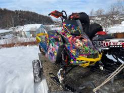 BRP Ski-Doo Summit X, 2013 