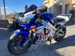 Yamaha YZF-R1 