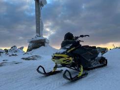 BRP Ski-Doo Summit, 2017 