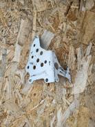    RH Front Retainer 518326616 Ski-Doo 