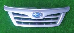 Решетка радиатора Subaru Impreza XV 2010-2011 фото