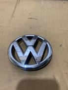 Эмблема решетки радиатора Volkswagen Polo 2010-2015 фото