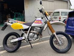 Suzuki DR 250R 