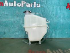   Mitsubishi Delica 2000 MB924891 PD8W 4M40 