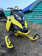 BRP Ski-Doo Summit X T3, 2015 