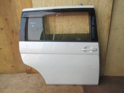     R Toyota Isis ZNM10 3629