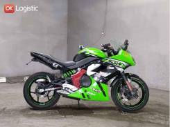  Kawasaki Ninja 400R 2011 . 