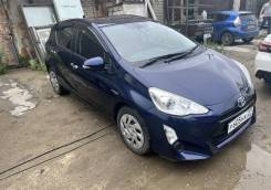  /  Toyota AQUA Hibrid Prius 2016 .  