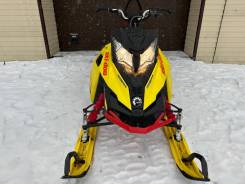 BRP Ski-Doo Summit X T3, 2015 