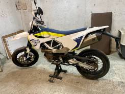 Husqvarna 701 Supermoto, 2018 