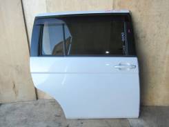     R Toyota Isis ZNM10 7330