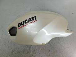    Ducati Monster 696 
