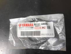      Yamaha 93102-44M46-00 