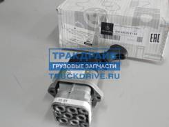      3 Mercedes-BENZ A004430358164 